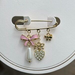 NWT LC Lauren Conrad Feminine Whimsy Safety Pin Brooch